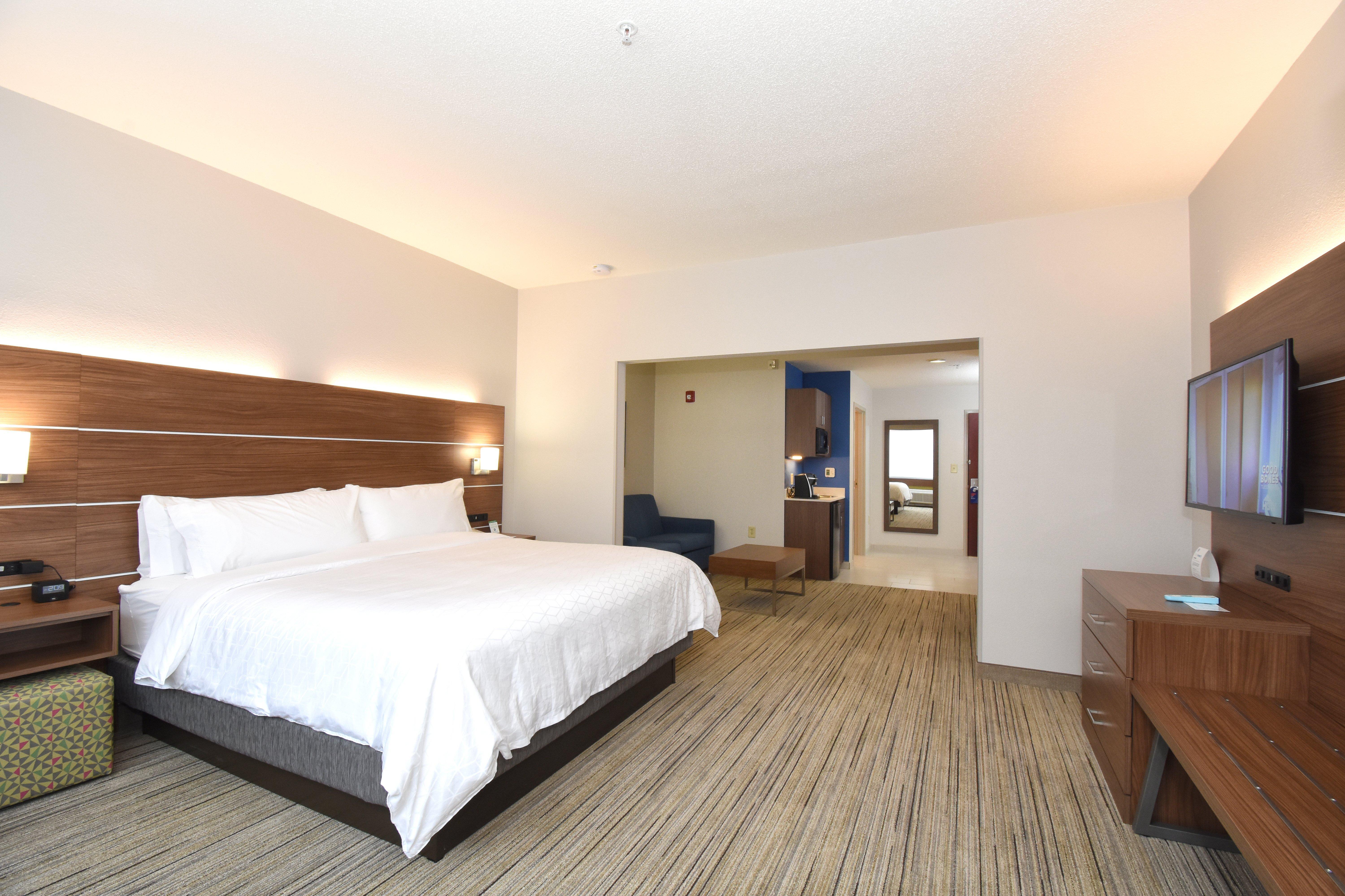 Holiday Inn Express & Suites Southern Pines-Pinehurst Area By Ihg מראה חיצוני תמונה